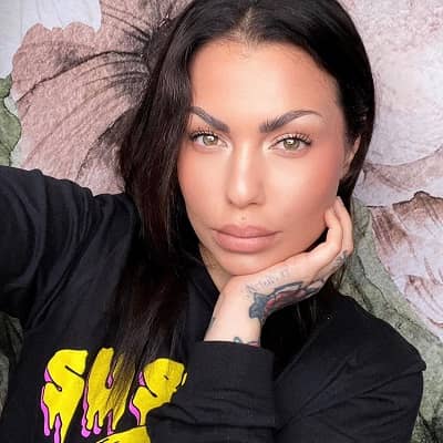 Bailey Sarian Wiki, Bio, Age, Net Worth, Height, Career, Boyfriend