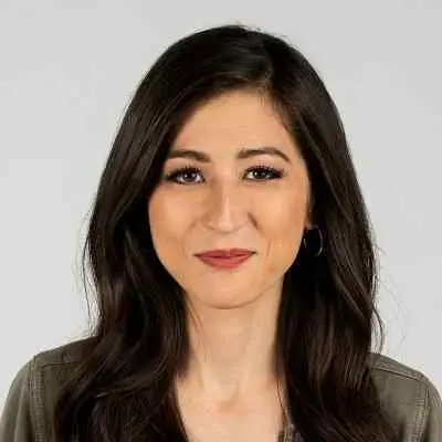 Mina Kimes Wiki, Bio, Age, Net Worth, Height, Career, Boyfriend