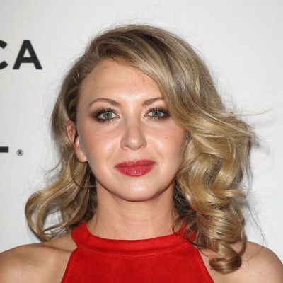 Nina Arianda