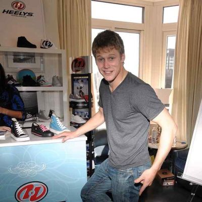 Zach Roerig Wiki, Age, Bio, Height, Girlfriend, Career, Net Worth