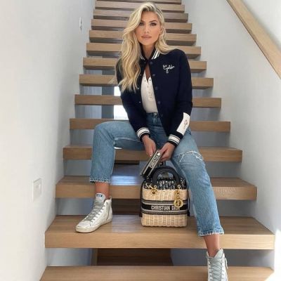 Melanie Collins