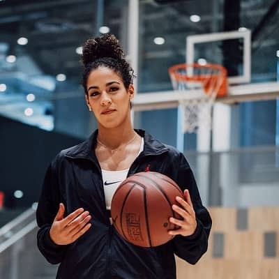 Kia Nurse