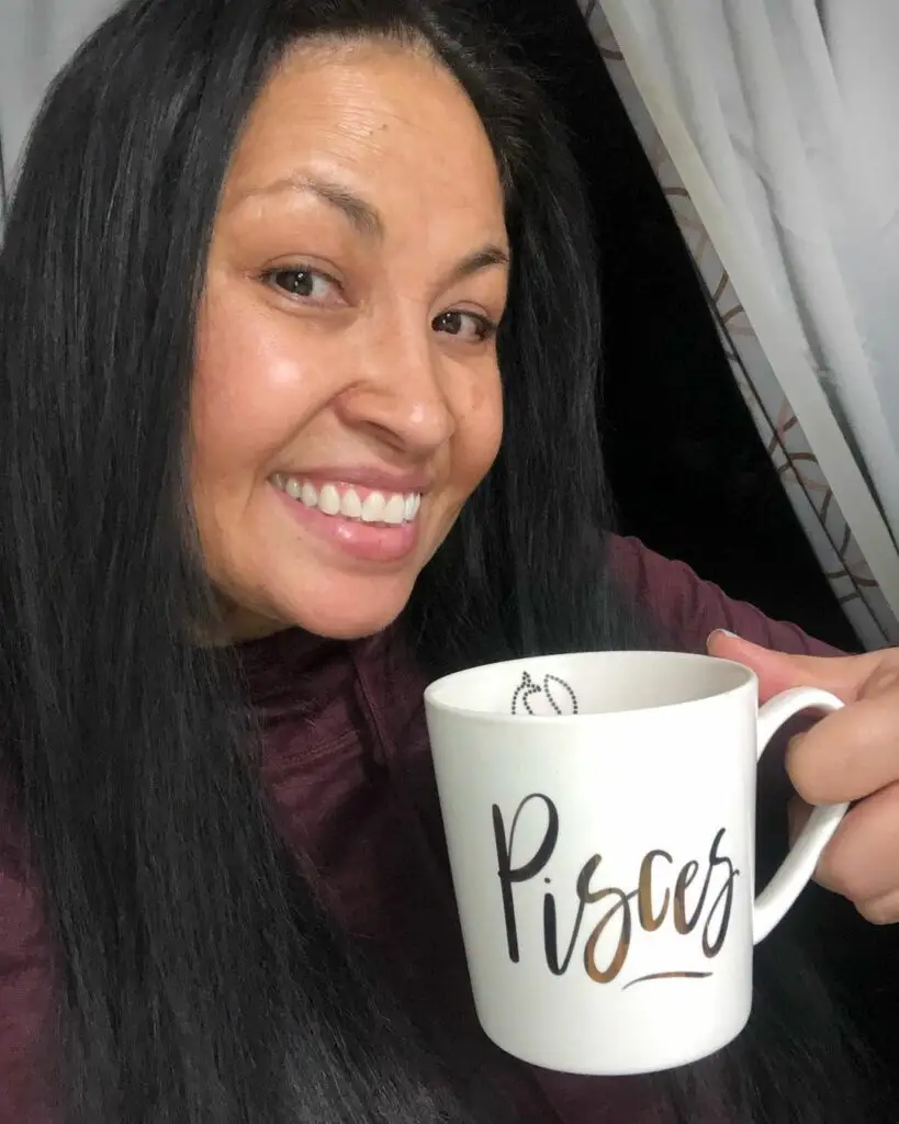 LeTesha Marrow Wiki, Age, Bio, Height, Husband, Career, and Net Worth