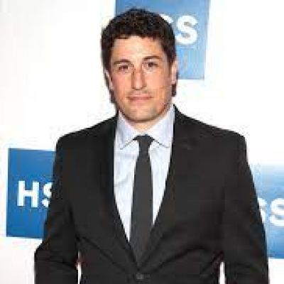 Jason Biggs Wiki, Age, Bio, Height, Wife, Career, and Net Worth