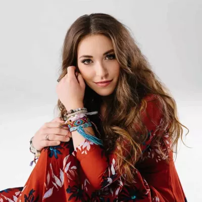 Lauren Daigle Wiki, Age, Bio, Height, Boyfriend, Career, and Net Worth