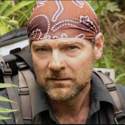 Les Stroud Wiki, Age, Bio, Height, Wife, Career, and Net Worth