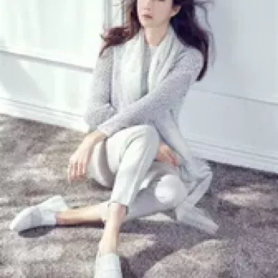 Lee Ji-ah Wiki, Age, Bio, Height, Husband, Career, and Net Worth