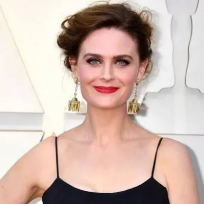 Emily Deschanel
