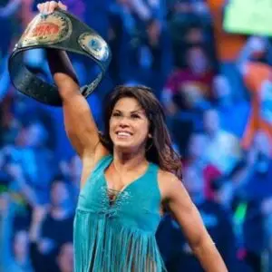 Mickie James Wiki, Age, Bio, Height, Husband, Career, and Salary