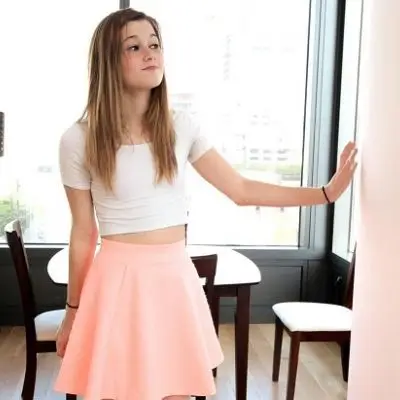 Alaina Dawson Wiki, Age, Bio, Height, Boyfriend, Career, Salary