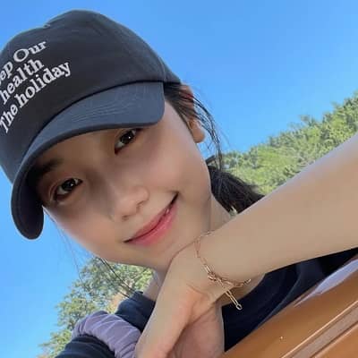 Lee Re Wiki, Age, Bio, Height, Boyfriend, Career, and Net Worth
