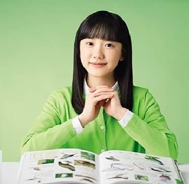 Mana Ashida Wiki, Age, Bio, Height, Boyfriend, Career, and Salary