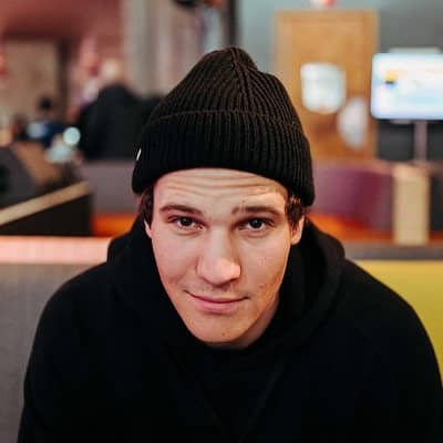 Wincent Weiss Wiki, Age, Bio, Height, Girlfriend, Career, and Salary
