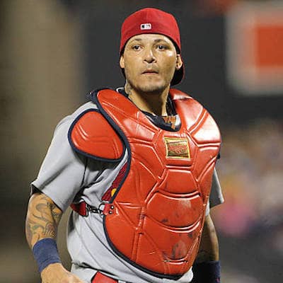 Yadier Molina Wiki, Age, Bio, Height, Wife, Career, and Net Worth