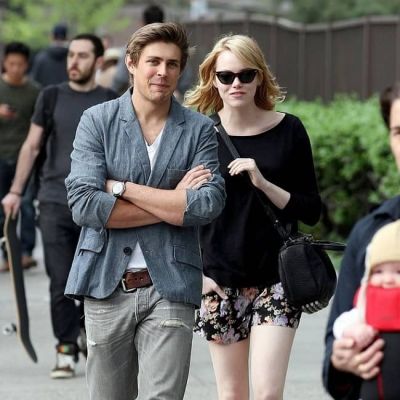 Chris Lowell Wiki, Age, Bio, Height, Wife, Career, and Net Worth