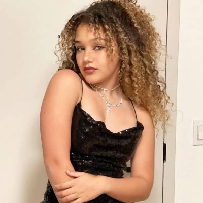 Corinne Joy Wiki, Age, Bio, Height, Boyfriend, Career, and Salary