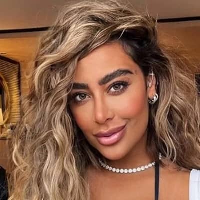 Rafaella Santos