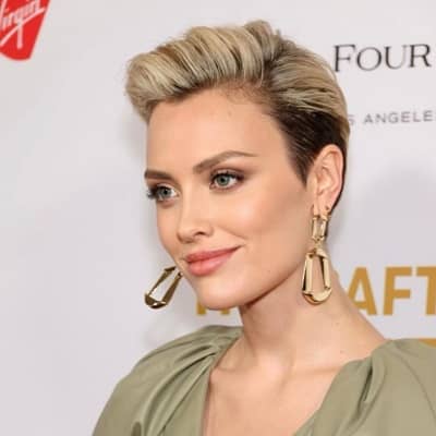 Wallis Day