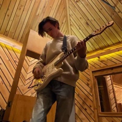 Stellan Bettany Wiki, Age, Bio, Height, Girlfriend, Career, Salary