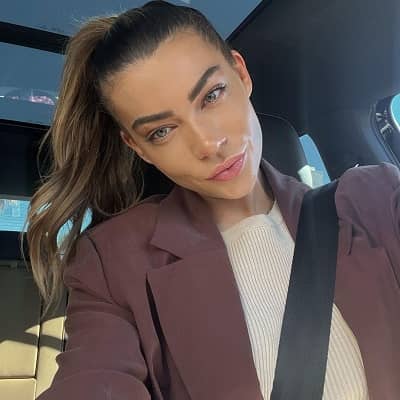 Sarah Trott
