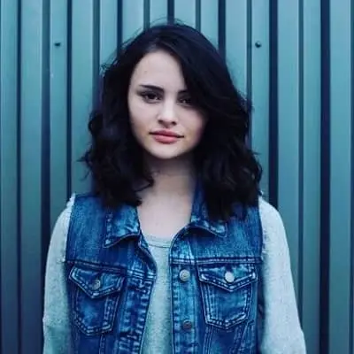 Gabrielle Echols Wiki, Age, Bio, Height, Boyfriend, Career, Salary