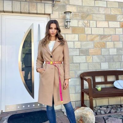 Sophie Xdt Wiki, Age, Bio, Height, Boyfriend, Career, and Salary