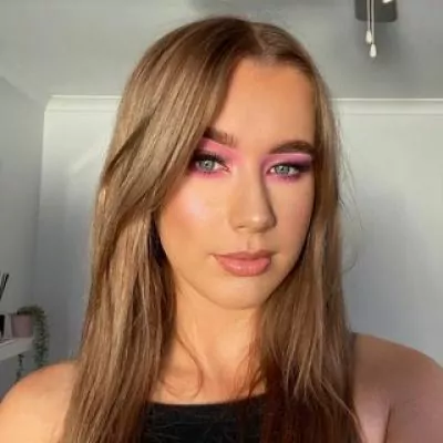 Caitlin Cummins
