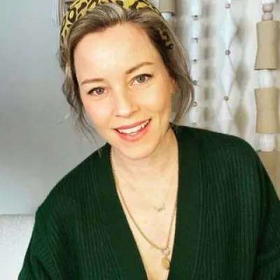Elizabeth Banks