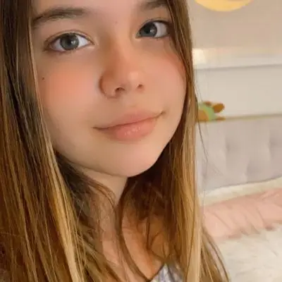 Emily TwoSistersToyStyle