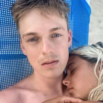 Caspar Lee