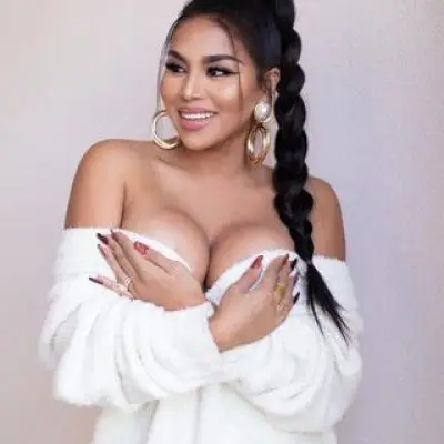 Dolly Castro