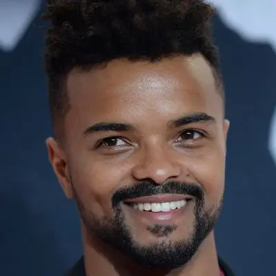 Eka Darville