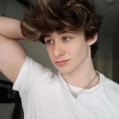 Ethan Hughes