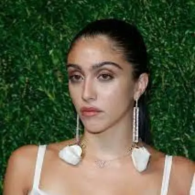 Lourdes Leon