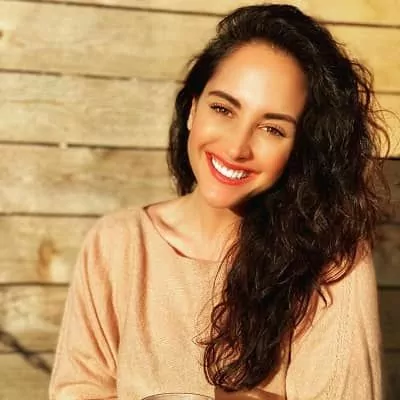 Emily Compagno