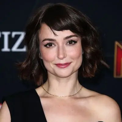 Milana Vayntrub