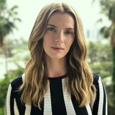 Betty Gilpin
