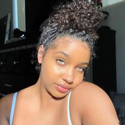 Corie Rayvon