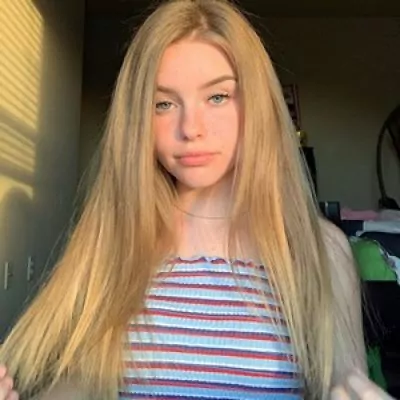 Naomiskyex