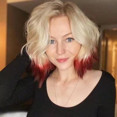 Kris Collins Wiki, Age, Bio, Height, Husband, Career, Net Worth