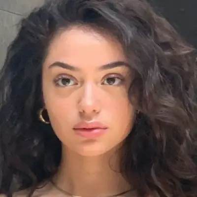 Nailea Devora