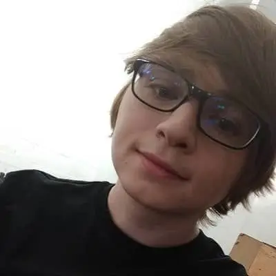 C9 Sneaky