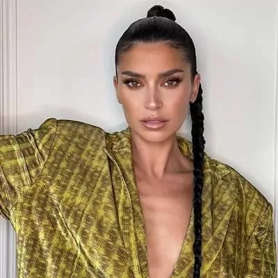 Nicole Williams