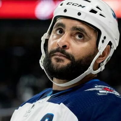 Dustin Byfuglien