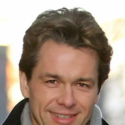 Julian Ovenden
