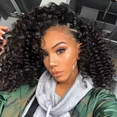 Alyssa Wallace 