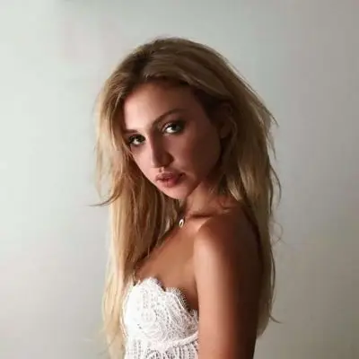 Gabrielle  Epstein