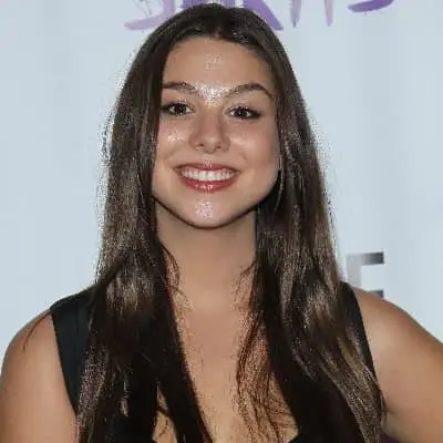 Kira Kosarin