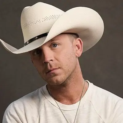 Justin Moore