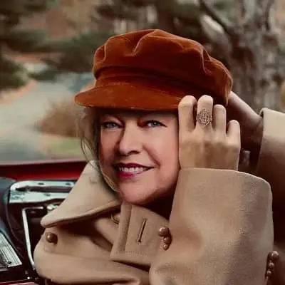 Kathy Bates